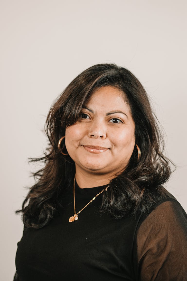 Elegant headshot of a professional woman in Greenville, South Carolina.